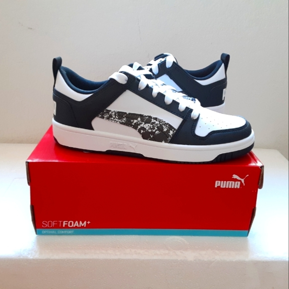 Puma - Picture 1 of 4